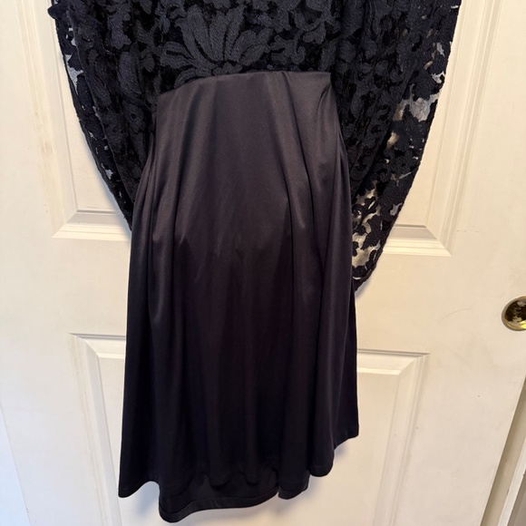 Tadashi Shoji Sequin Navy Blue Sequin Mesh Evening Gown Maxi Dress Size 2 - Picture 13 of 16